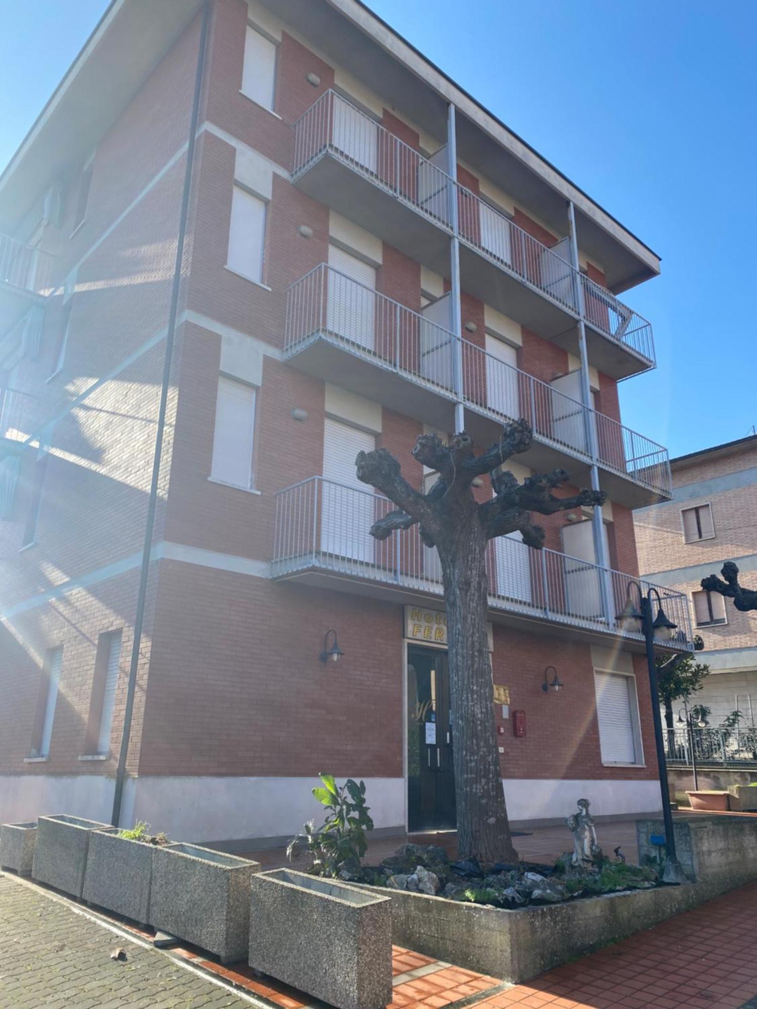 Hotel Ferrara Chianciano Terme Exterior foto